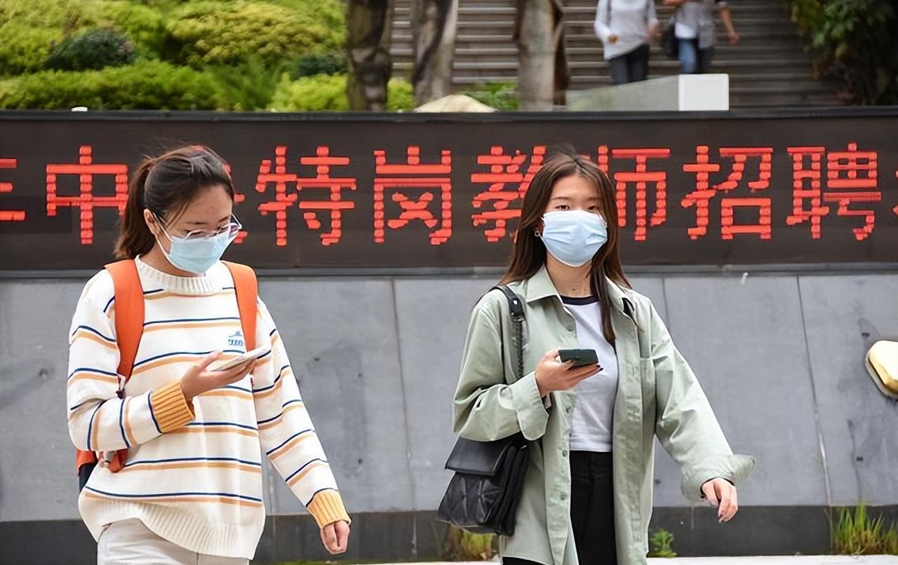 女子举报前公公有不明财产，银行通报引发关注